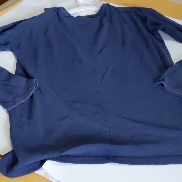 BOGO Universal Thread top - Picture 4 of 7